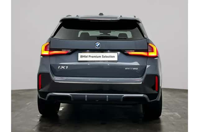 BMW iX1 (2026) thumbnail 5