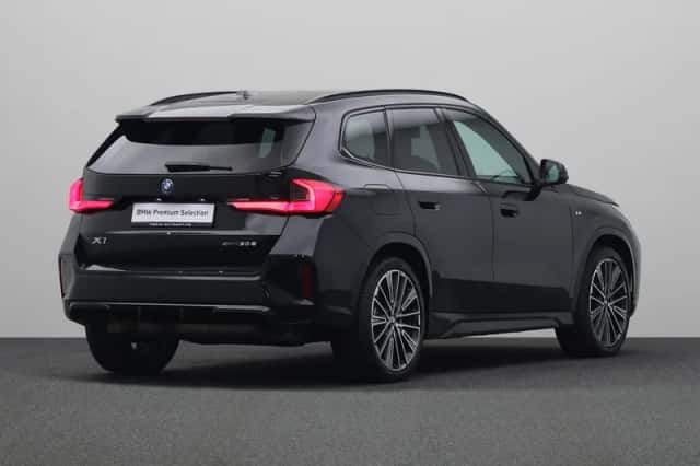 BMW X1 (2025) thumbnail 2