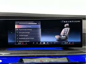 BMW i7 (2023) thumbnail 14
