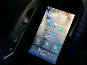 BMW i7 (2023) thumbnail 32
