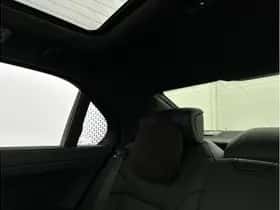 BMW i7 (2023) thumbnail 35