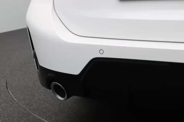 BMW 3-Serie (2024) thumbnail 6