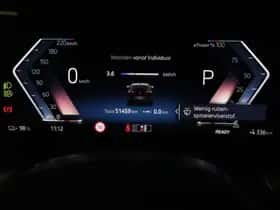 BMW iX2 (2024) thumbnail 3