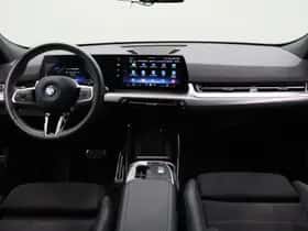 BMW iX2 (2024) thumbnail 24