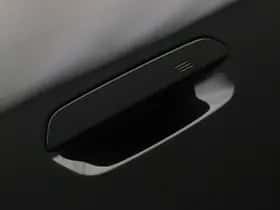 BMW iX2 (2024) thumbnail 9