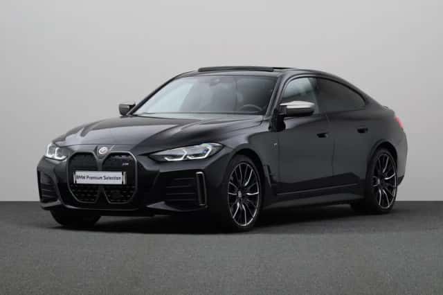 BMW i4 (2022) thumbnail 2
