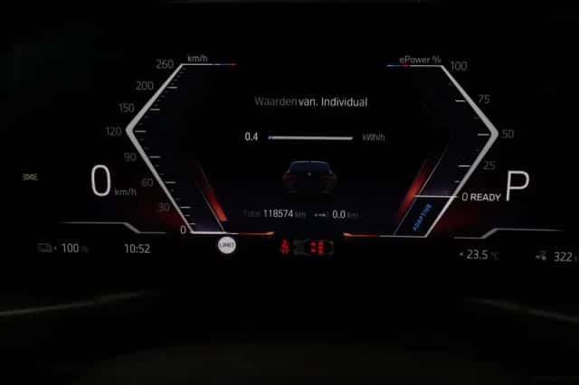 BMW i4 (2022) thumbnail 5