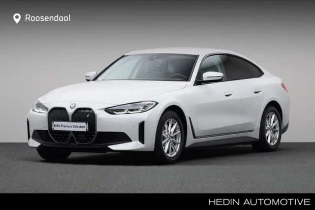 BMW i4 (2023) thumbnail 1
