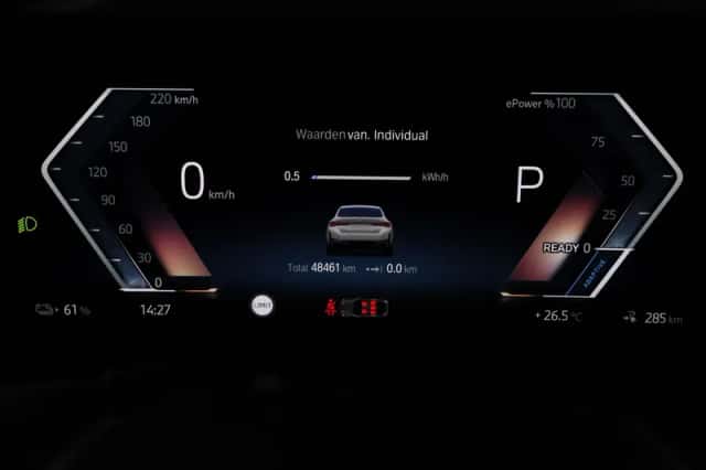 BMW i4 (2023) thumbnail 3