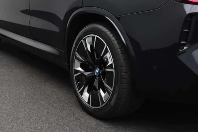 BMW iX3 (2022) thumbnail 5