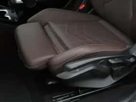BMW iX1 (2023) thumbnail 18