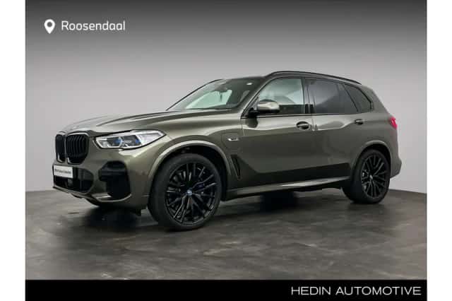 BMW X5 (2023) thumbnail 1