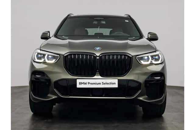 BMW X5 (2023) thumbnail 6