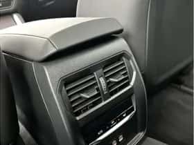 BMW i4 (2026) thumbnail 23