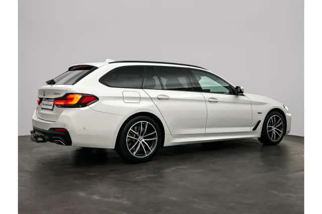 BMW 5-Serie (2022) thumbnail 2