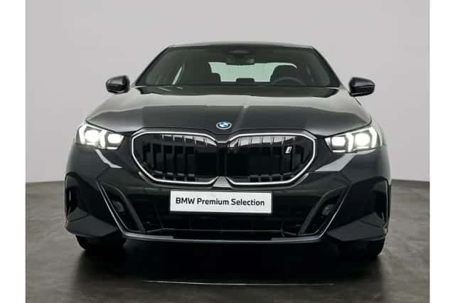 BMW i5 (2026) thumbnail 6