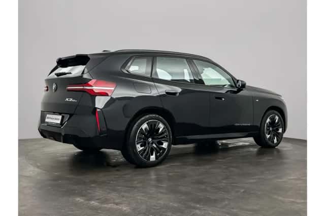 BMW X3 (2026) thumbnail 2
