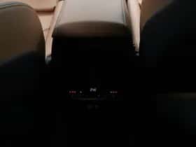BMW i4 (2024) thumbnail 25