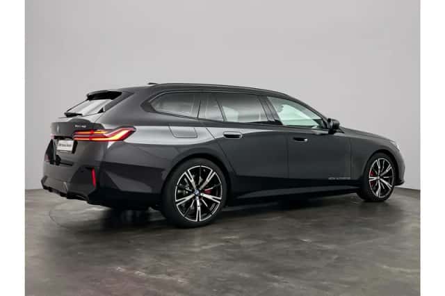 BMW i5 (2026) thumbnail 2