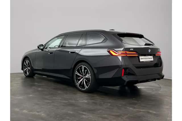 BMW i5 (2026) thumbnail 3