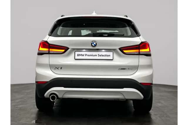 BMW X1 (2021) thumbnail 5