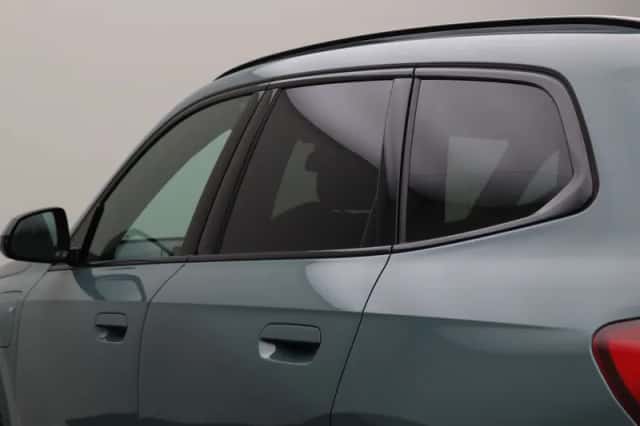 BMW X1 (2023) thumbnail 4
