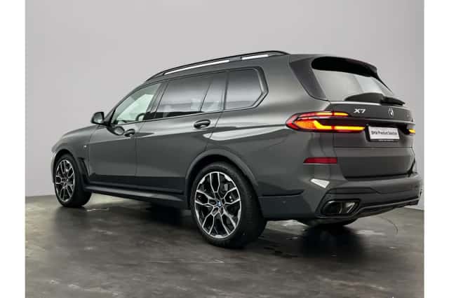 BMW X7 (2026) thumbnail 4