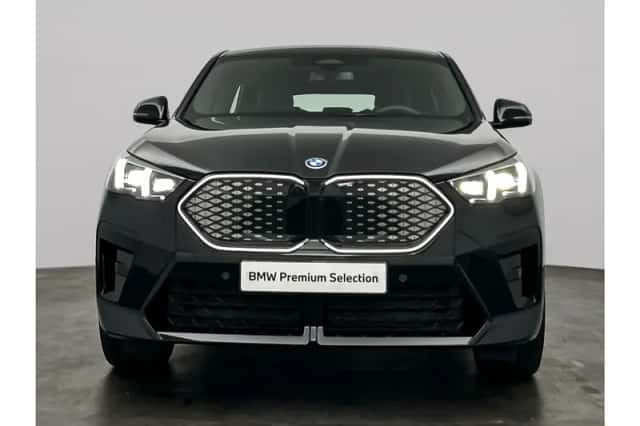 BMW iX2 (2026) thumbnail 5