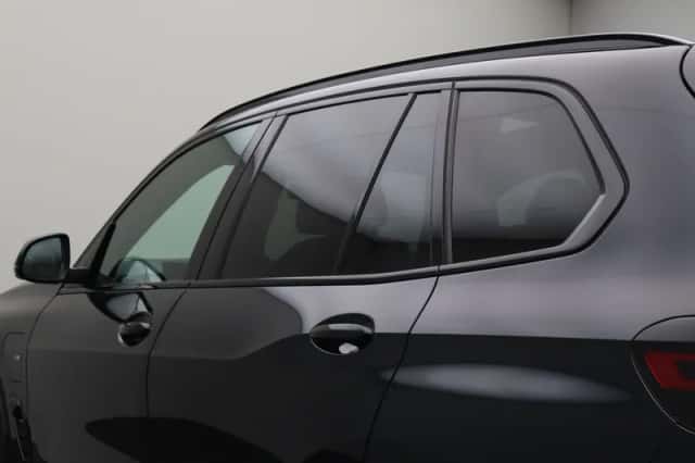 BMW X5 (2025) thumbnail 5