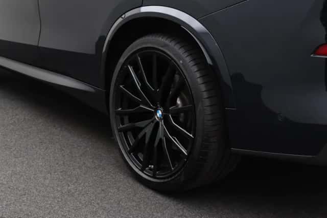 BMW X5 (2025) thumbnail 6