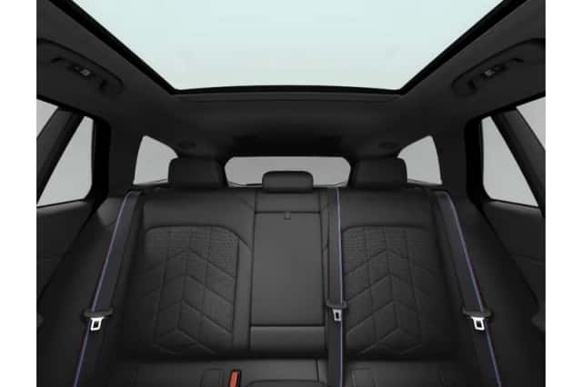 BMW i5 (2026) thumbnail 4