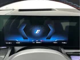 BMW i5 (2024) thumbnail 9