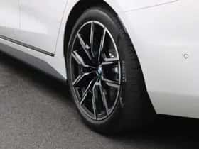 BMW i4 (2025) thumbnail 4