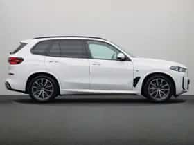 BMW X5 (2025) thumbnail 10
