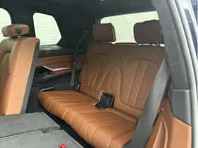BMW X7 (2019) thumbnail 22