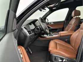 BMW X7 (2019) thumbnail 26