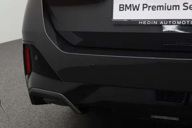 BMW i5 (2025) thumbnail 6