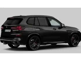 BMW X5 (2023) thumbnail 2