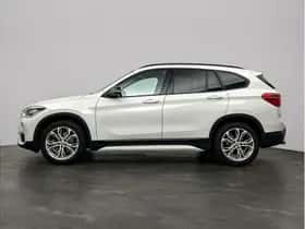 BMW X1 (2018) thumbnail 8