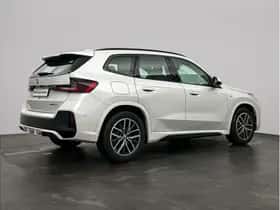 BMW X1 (2023) thumbnail 2