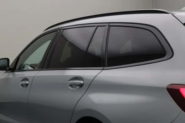 BMW 3-Serie (2024) thumbnail 4