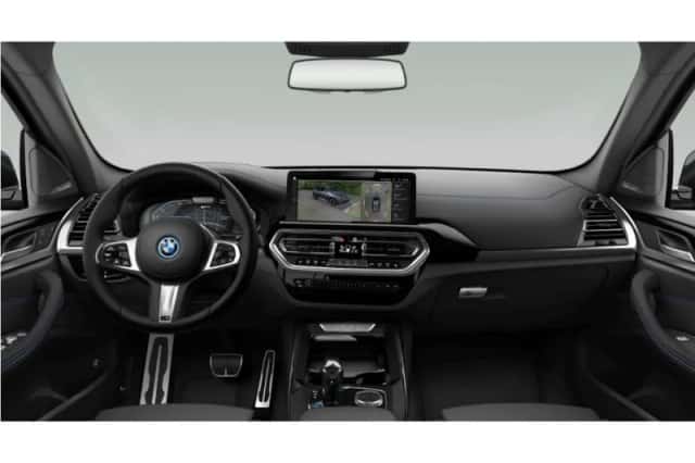 BMW iX3 (2023) thumbnail 2