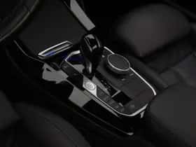BMW X4 (2022) thumbnail 8