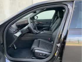 BMW i5 (2026) thumbnail 9