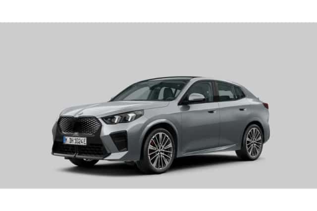 BMW iX2 (2026) thumbnail 3