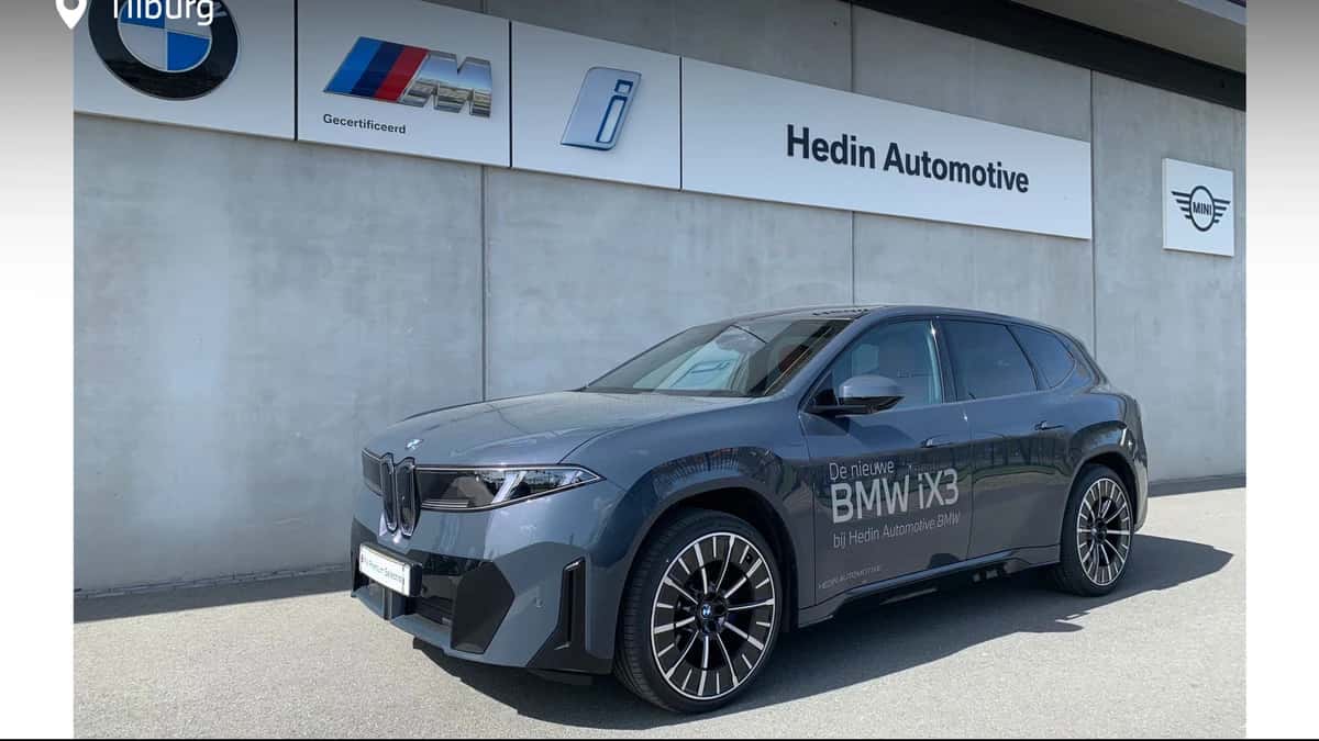 BMW iX3 (2026) — foto 1