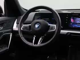 BMW iX1 (2025) thumbnail 25