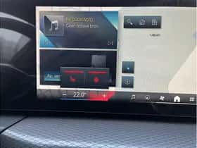 BMW i4 (2026) thumbnail 11