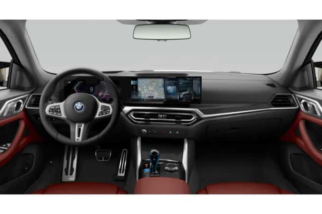 BMW i4 (2022) thumbnail 2