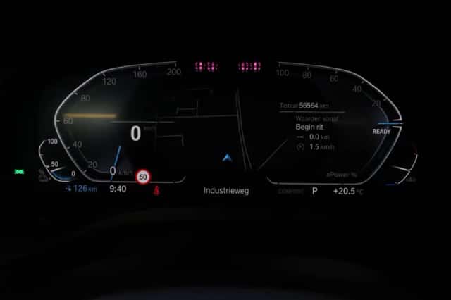 BMW iX3 (2022) thumbnail 4